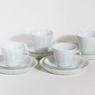 Arabia FK kahvikupit ja lautaset, 15 cl, 4 kpl, suunnittelija Friedl Holzer-Kjellberg, 15 cl, riisiposliini, massasigneerattu