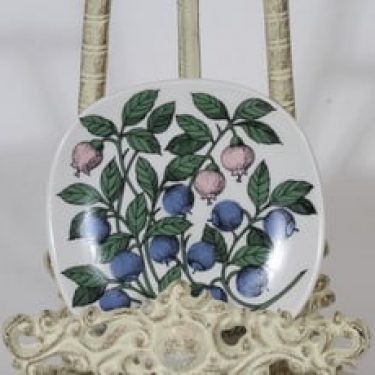 Arabia Botanica koristelautanen, Mustikka, suunnittelija Esteri Tomula, Mustikka, pieni, serikuva