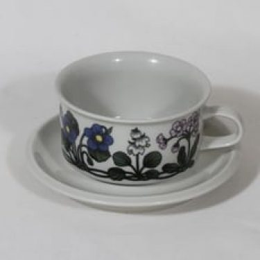 Arabia Flora teekuppi, suunnittelija Esteri Tomula, serikuva