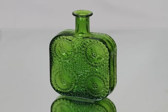 Riihimäen lasi Grapponia koristepullo, vihreä, suunnittelija Nanny Still,