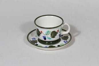 Arabia Palermo kahvikuppi, käsinmaalattu, suunnittelija Dorrit von Fieandt, käsinmaalattu, signeerattu
