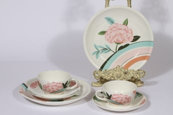 Arabia China tea teekupit, 2 kpl, suunnittelija Dorrit von Fieandt, serikuva, kukka-aihe