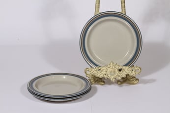 Arabia Uhtua lautaset, pieni, 3 kpl, suunnittelija Inkeri Leivo, pieni, raitakoriste