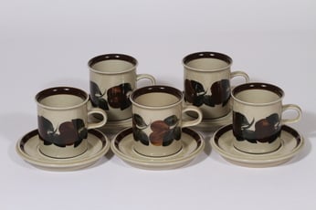 Arabia Ruija kahvikupit, käsinmaalattu, 5 kpl, suunnittelija Raija Uosikkinen, käsinmaalattu