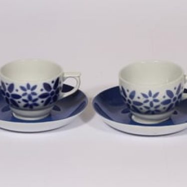 Arabia Armi kahvikupit, sininen, 2 kpl, suunnittelija Greta-Lisa Jäderholm-Snellman, puhalluskoriste