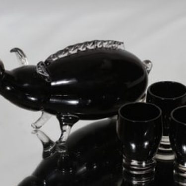 Kumela Possu viinakarahvi ja -lasit, musta, 3 kpl, suunnittelija ,