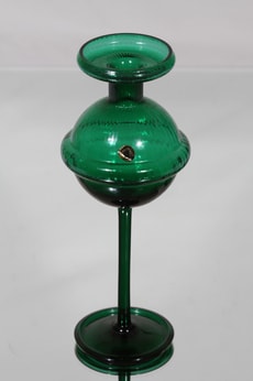 Riihimäen lasi Sulttaani kynttilänjalka, vihreä, suunnittelija Nanny Still,
