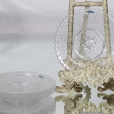 Nuutajärvi Apila lautaset, kirkas, 4 kpl, suunnittelija ,