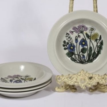 Arabia Flora lautaset, 4 kpl, suunnittelija Esteri Tomula,