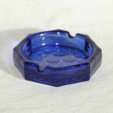 Riihimäen lasi Stella Polaris ashtray, blue, designer Nanny Still