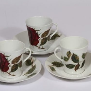 Arabia Ruusu kahvikupit, 3 kpl, suunnittelija , serikuva, kukka-aihe