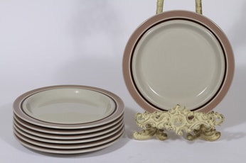 Arabia Koralli lautaset, vaaleanpunainen, 7 kpl, suunnittelija Raija Uosikkinen, pieni