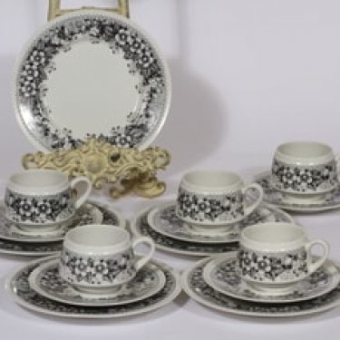 Arabia Talvikki kahvikupit ja lautaset, mustavalkoinen, 5 kpl, suunnittelija Raija Uosikkinen, serikuva