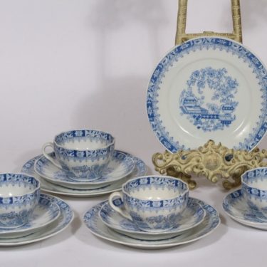 Arabia koriste 2423 coffee cups, saucer and plate, blue, 4 pcs