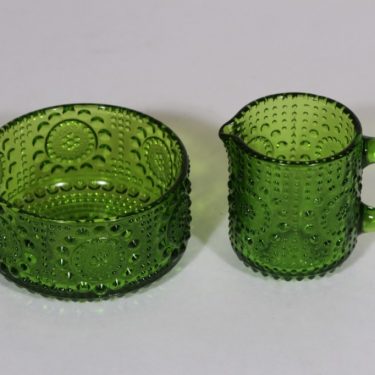 Riihimäen lasi Grapponia sokerikko ja kermakko, vihreä, suunnittelija Nanny Still,