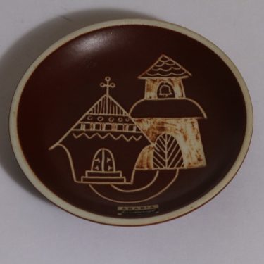 Arabia Tarina wall plate, brown, small, hand scratched