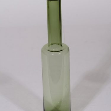 Riihimäen lasi Koristepullo koristepullo, vihreä, suunnittelija Nanny Still, signeerattu