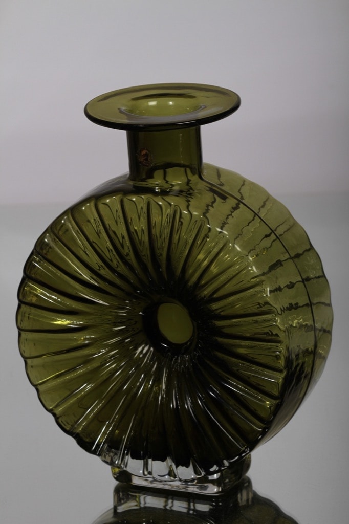 Riihimäen lasi Aurinkopullo decoration bottle, designer Helena Tynell, olive green, size 3/4