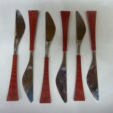 Hackman Colorina veitset, punainen, 6 kpl, suunnittelija Nanny Still,