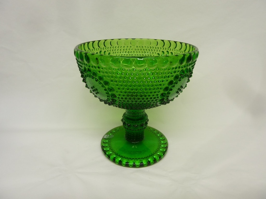 Riihimäen lasi Grapponia kulho, vihreä, suunnittelija Nanny Still, jalallinen