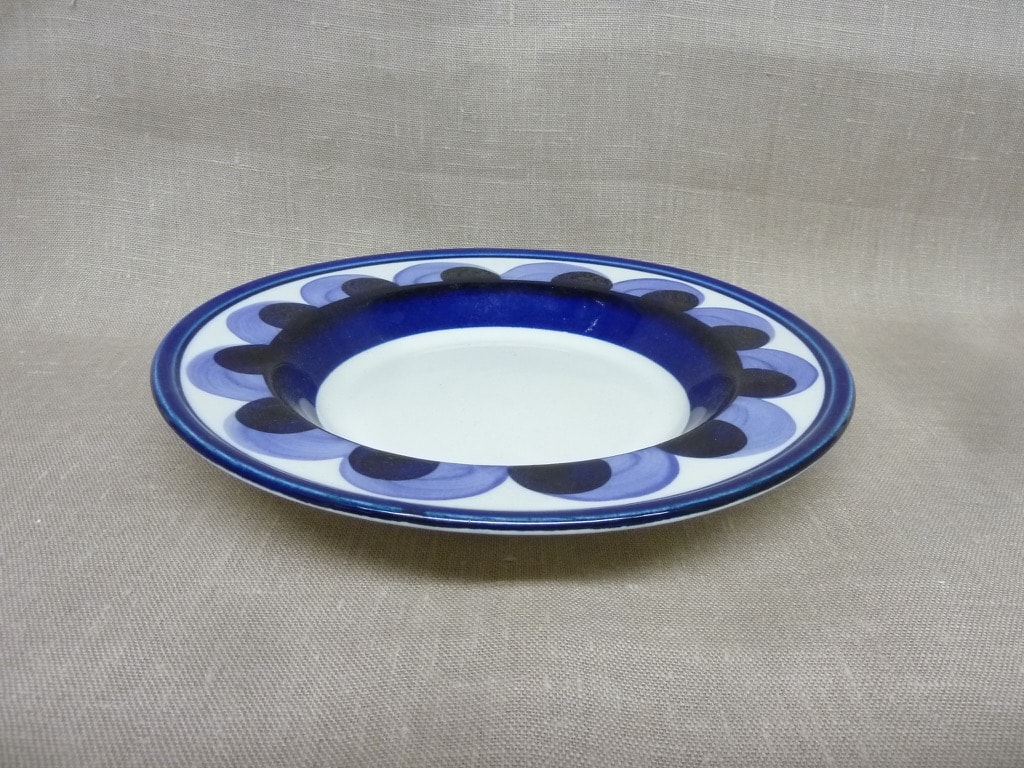 Arabia Paju plate, deep, hand-painted