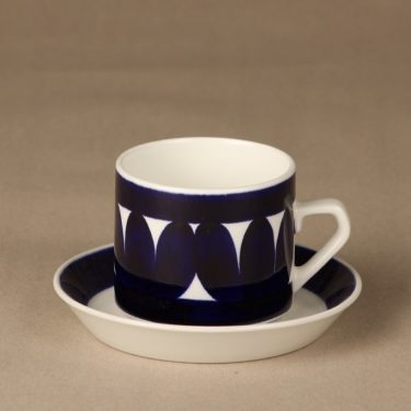 Arabia Sotka tea cups, blue, designer Raija Uosikkinen, hand-painted