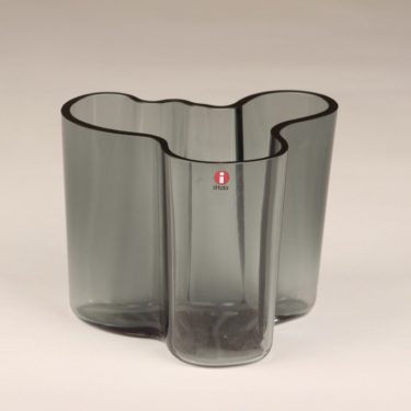 Iittala Savoy vase, gray, Alvar Aalto