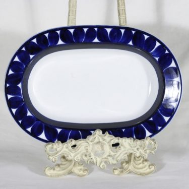 Arabia Sotka kulho, käsinmaalattu, suunnittelija Raija Uosikkinen, käsinmaalattu, soikea