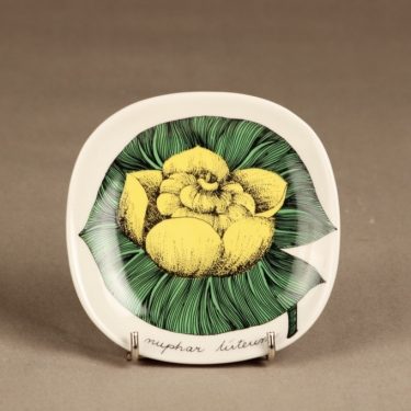 Arabia Botanica koristelautanen, Isoulpukka, suunnittelija Esteri Tomula, Isoulpukka, serikuva, kukka-aihe