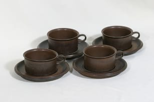 Arabia Ruska teekupit, ruskea, 4 kpl, suunnittelija Ulla Procope,