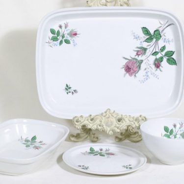 Arabia A bowls and plates, flower design, 3 pcs, silk screening