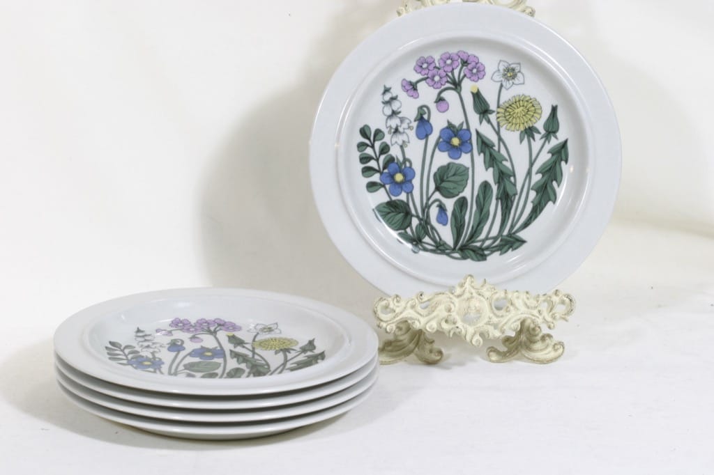 Arabia Flora plates, 5 pcs, designer Esteri Tomula, silk screening