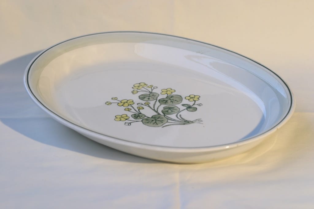 Arabia Suvi platter, designer Raija Uosikkinen, big, oval, hand-painted