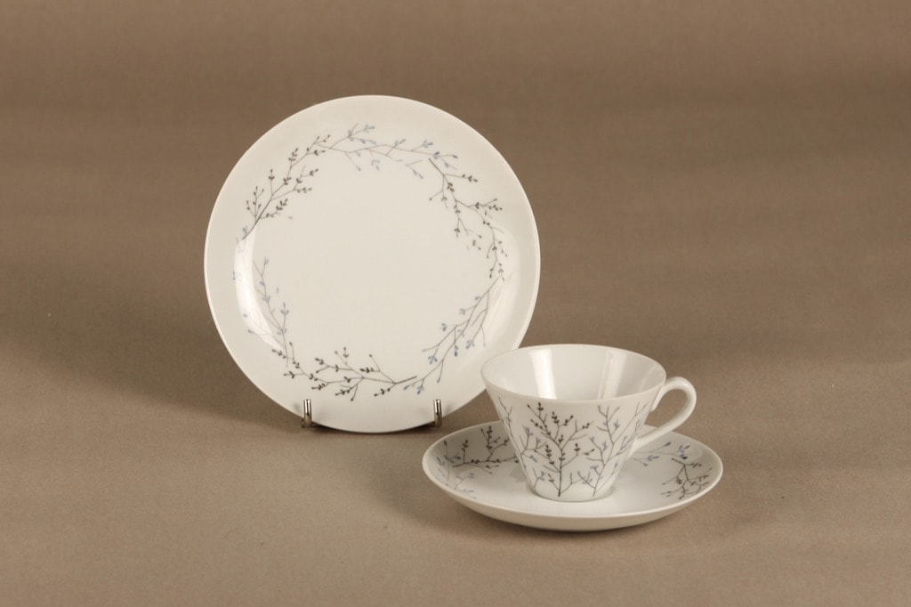 Arabia Oksa coffee cup and plates(2)  designer Gunvor Olin