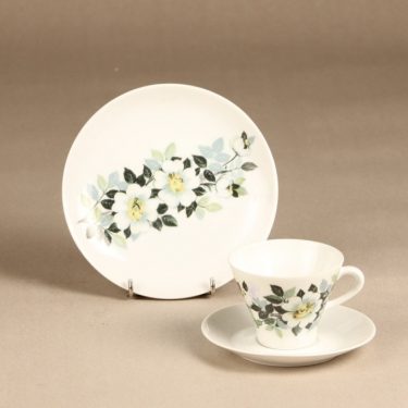 Arabia Juhannus coffee cup, saucer and plate, Raija Uosikkinen