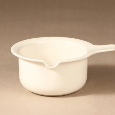 Arabia Arctica sauce pitcher, white, designer Inkeri Leivo