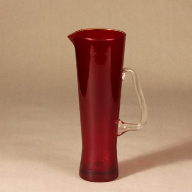 Riihimäen lasi Milano pitcher, ruby design Sakari Pykälä