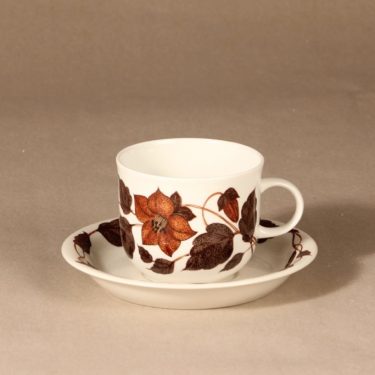 Arabia Tea for Two teekuppi, ruskea, suunnittelija Gunvor Olin-Grönqvist, serikuva