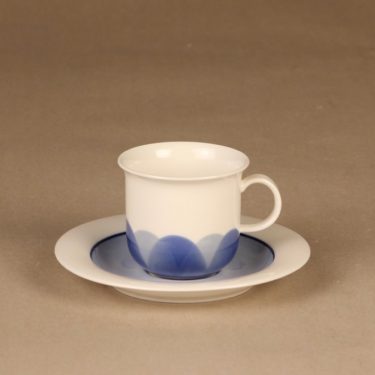Arabia Pudas Arctica kahvikuppi, sininen, suunnittelija Inkeri Leivo, serikuva