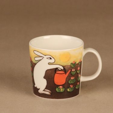 Arabia Gardenist rabbit mug designer Heljä Liukko-Sundström