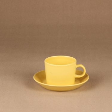 Iittala Teema tea cup, yellow designer Kaj Franck