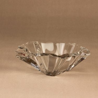 Nuutajärvi Jäänsärö art glass bowl, crystal designer Tapio Wirkkala