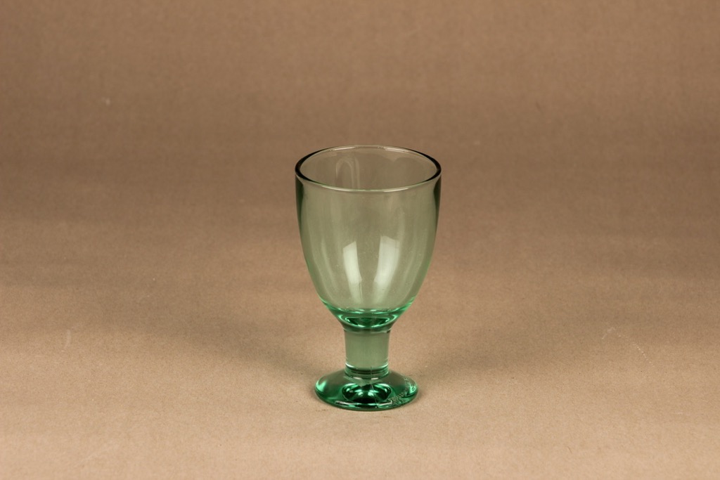 Iittala Verna wine glass, 22 cl designer Kerttu Nurminen