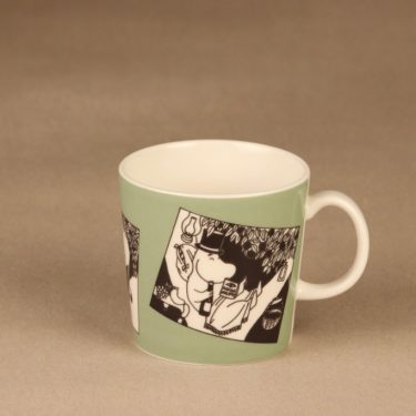 Arabia Muumi muumimuki, sarjakuvamuki, suunnittelija Tove Slotte-Elevant, sarjakuvamuki, serikuva, muumi, 3 dl