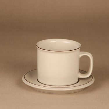 Arabia Fennica mug and saucer designer Richard Lindh