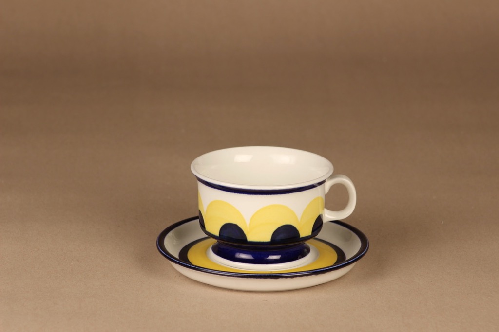 Arabia Paju tea cup designer Anja Jaatinen-Winquist