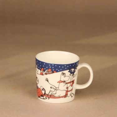 Arabia Muumi Joulutervehdys, muki, suunnittelija Tove Slotte-Elevant, muki, muumimuki, joulu