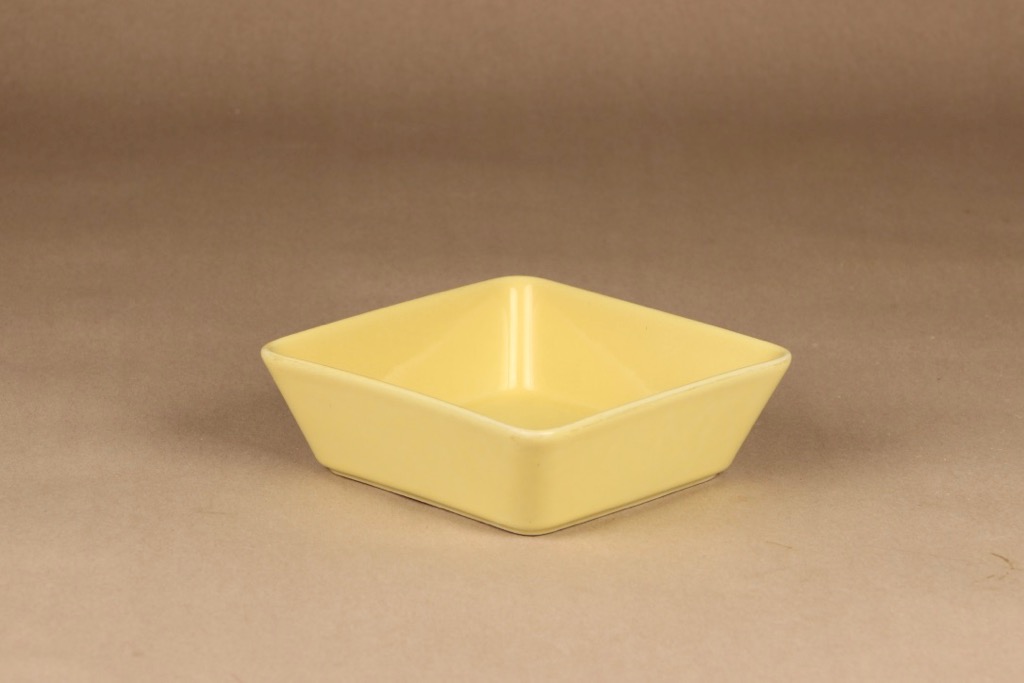 Arabia Kilta serving bowl yellow designer Kaj Franck