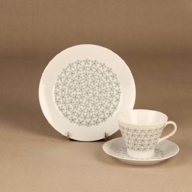 Arabia Lemmikki kahvikuppi ja lautaset, suunnittelija Raija Uosikkinen, kukka