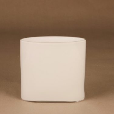 Iittala Ovalis vase, signed designer Tapio Wirkkala